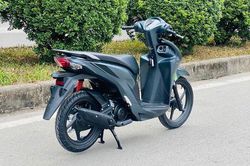 Honda Vision tăng giá trở lại tại đại lý