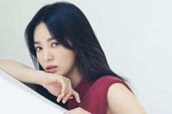 Song Hye Kyo có hành động ghi điểm với người hâm mộ