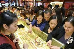 Giá vàng hôm nay (ngày 12/5): Trong nước tăng, thế giới giảm