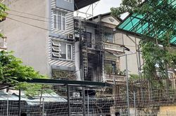 Cháy nhà dân làm 4 người tử vong ở quận Hà Đông