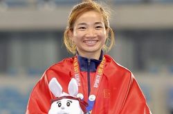 Giành 4 Huy chương Vàng tại SEA Games 32, Nguyễn Thị Oanh nhận được bao tiền thưởng?