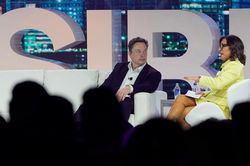 'Bóng hồng' được Elon Musk chọn làm CEO Twitter là ai?