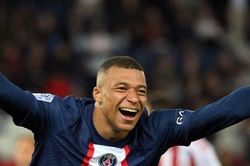 Lập cú đúp, Mbappe 'bay' vào lịch sử Ligue 1