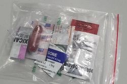 Sốc phản vệ nặng sau khi tự mua thuốc ho uống