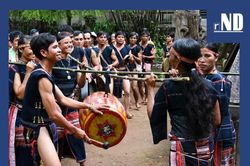 Tình ruột thịt, nghĩa đồng bào