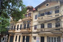 Hiểm họa rình rập từ những 'chuồng cọp' quây kín
