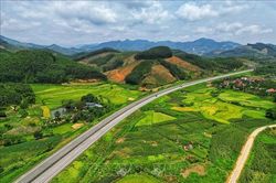 Cao tốc Hà Nội - Lào Cai 'đánh thức' tiềm năng kinh tế vùng Tây Bắc
