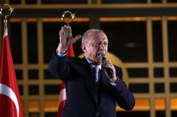 Ông Erdogan bước vào thập niên cầm quyền thứ ba