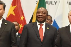 Nam Phi tính nhờ Trung Quốc tổ chức Thượng đỉnh BRICS vì ông Putin