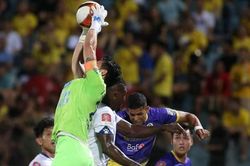 V-League 2023: Hà Nội FC trở lại top 2, Hoàng Anh Gia Lai bại trận