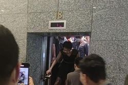 Cắt điện đột ngột, nhiều người kẹt trong thang máy tòa nhà Keangnam