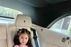 Con gái lên lớp, chồng 'nữ đại gia quận 7' thưởng quà khủng