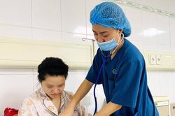 Kích hoạt báo động đỏ cứu sống 2 mẹ con sản phụ bị sốc phản vệ sau ăn trứng cò