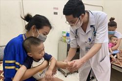 Hà Tĩnh chủ động phòng, chống bệnh tay chân miệng ở trẻ em