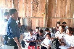 Xuất khẩu lao động 'về đích' sớm