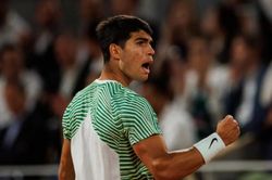 Alcaraz thành công sớm hơn 'BIG 3', bám đuổi chỉ số 'khủng' của Nadal