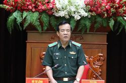 Tăng cường nắm tình hình, duy trì nghiêm công tác quản lý, bảo vệ biên giới