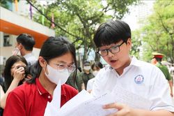 Tuyển sinh lớp 10 tại Hà Nội: Giải bài toán thiếu chỗ học trong những năm học tới