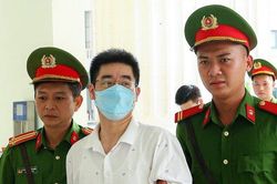 Chuyến bay giải cứu: Áp giải các bị cáo tới tòa để nghe đề nghị mức án