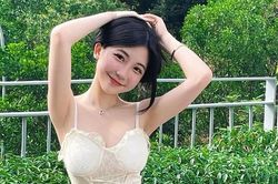 Mê đắm hot girl mặc gợi cảm vẫn toát nét đẹp trong trẻo