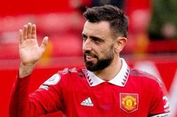 Bruno Fernandes chính thức làm đội trưởng mới của MU