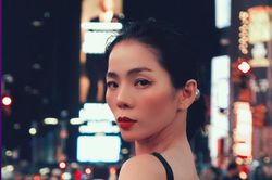 Lệ Quyên khoe lưng trần gợi cảm, tiết lộ hành động chiều chuộng của tình trẻ