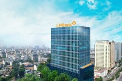 Chi phí trả lãi tiền gửi tăng mạnh, khoản phải thu tăng gần 8.000 tỷ đồng tại LPBank đến từ đâu?
