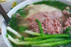 Phát hiện sán dây dài 6m trong cơ thể sau thời gian dài ăn thịt bò tái