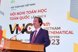 Bộ trưởng Bộ GD-ĐT: Làm sao để học sinh không thấy sợ môn Toán