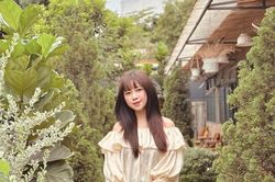 Khoe ảnh mới, vợ Phan Văn Đức lộ nhan sắc trẻ hơn chục tuổi