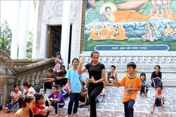 Cô gái Khmer tâm huyết với những điệu múa của dân tộc