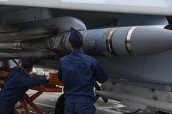 Cách Nga dùng chiến thuật tinh vi khiến Ukraine ngày càng khó đánh chặn tên lửa