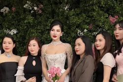 Cô dâu gây sốt MXH vì nhan sắc xinh hơn hoa hậu, nghe cái tên càng đặc biệt hơn