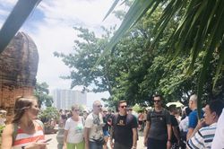 Hơn 4.300 khách du lịch tàu biển tham quan Nha Trang