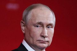Ông Putin: Đồng USD mất dần vai trò toàn cầu