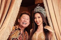 Vẫn gọi ông Nawat là 'papa' nhưng vì sao Hoa hậu Thùy Tiên không ra sân bay đón tiếp?