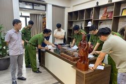 Mạo danh lãnh đạo Ban Nội chính Trung ương để lừa đảo
