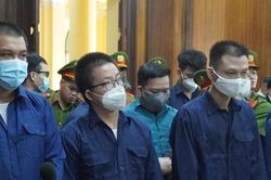 Diễn biến phiên xét xử 13 cựu cán bộ công an vi phạm vụ thả đối tượng mua bán, sử dụng ma túy