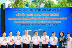 Bí thư Hà Nội dự lễ gắn biển 6 công trình văn hóa - xã hội