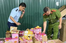 Bánh trung thu bán online ồ ạt giảm giá trước cả tháng