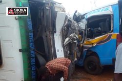 Kenya: Ôtô khách đâm trực diện xe tải khiến 12 người thiệt mạng