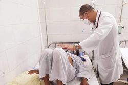 Người bệnh đái tháo đường mắc sốt xuất huyết, người tái mắc… thường bị nặng hơn