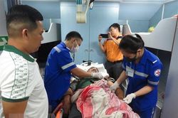 Khánh Hòa: Kịp thời đưa một thuyền viên Quảng Nam gặp nạn vào bờ