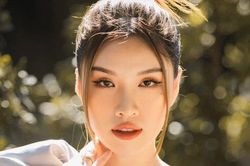 Nữ MC chân dài 1m1 vướng nghi vấn nhạy cảm 'đường dây 200 triệu' bức xúc lên tiếng