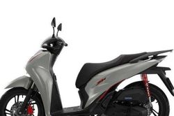 Bất chấp tháng 'cô hồn', Honda Việt Nam vẫn bán hơn 5000 xe mỗi ngày