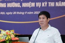 Thi tốt nghiệp THPT 2025: Sẽ tiếp tục duy trì việc thi trên giấy