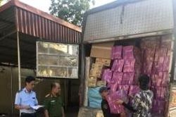 Hưng Yên: Quản lý thị trường thu giữ 21.000 sản phẩm bánh Trung thu nhập lậu