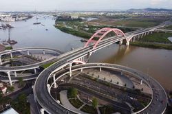 Cầu Hoàng Văn Thụ - điểm nhấn kiến trúc của thành phố Cảng