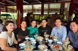 Hoài Lâm gặp lại Hoài Linh sau nhiều năm bị 'từ mặt'