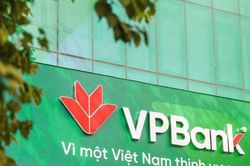 Con trai Chủ tịch VPBank chi gần 1.500 tỷ đồng mua 70 triệu cổ phiếu